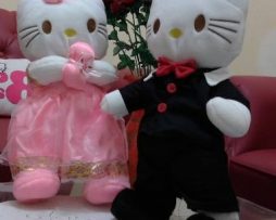 souvenir boneka pernikahan