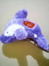 grosir boneka dolphin warna ungu