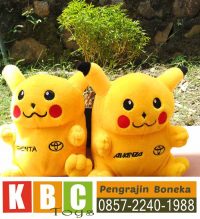 Souvenir-Boneka-Pikachu-Toyota