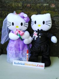 http://koleksiboneka.com/wp-content/uploads/2018/05/boneka-pengantin-hello-kitty-kbc-toys.jpg
