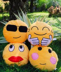 Boneka Emoji