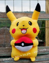 Boneka Pikachu Bola
