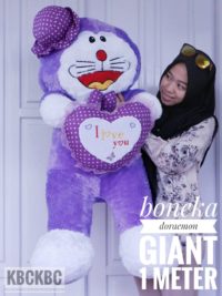 boneka-doraemon-giant-3