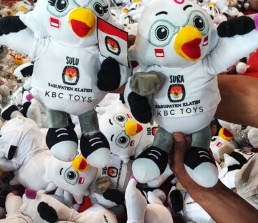Boneka Souvenir Maskot